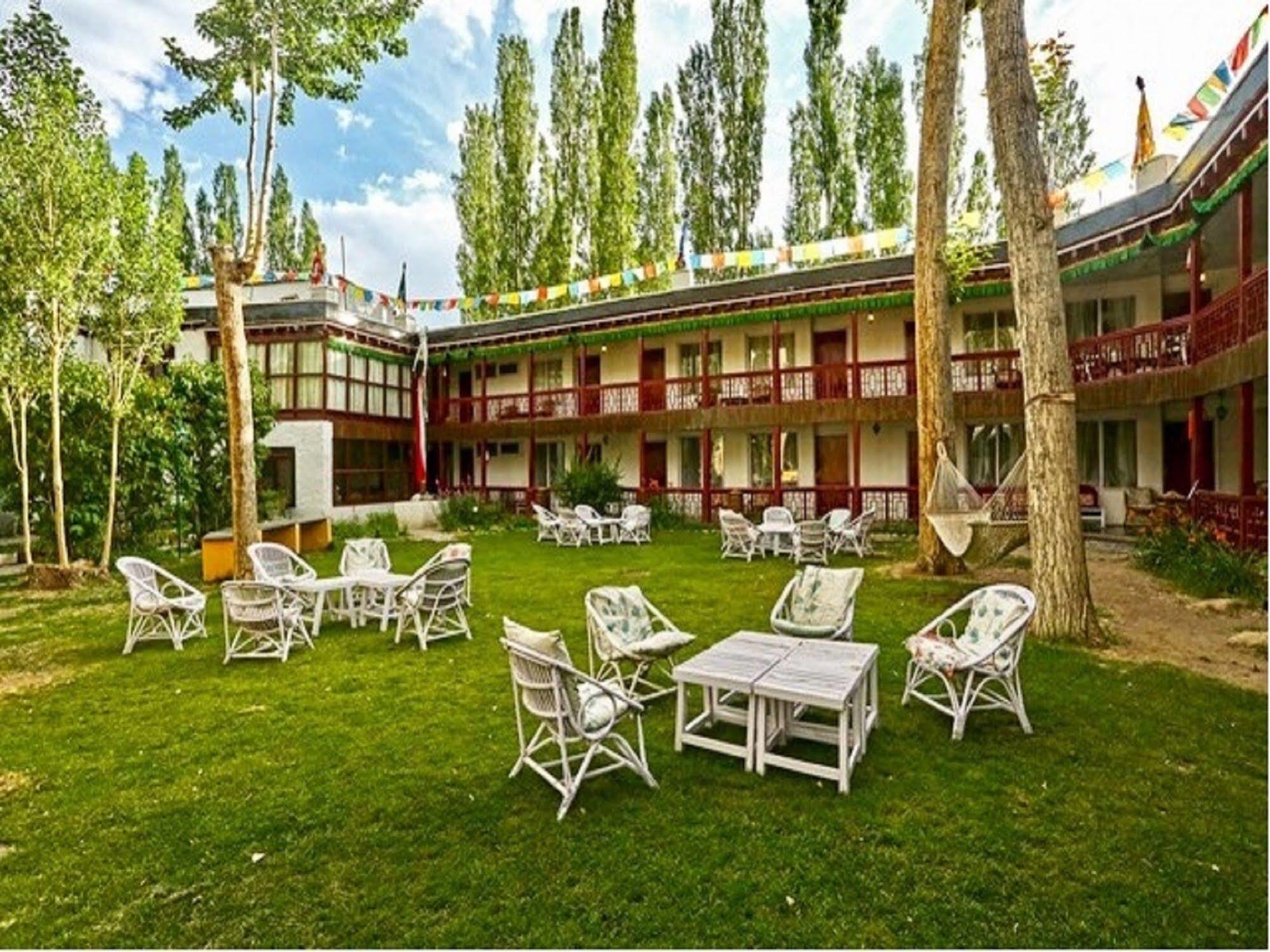 Hotel Shambhala Leh Exterior photo